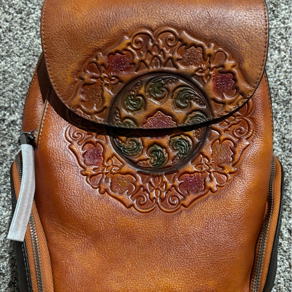 Handbags - Elegant Brown Leather Backpack